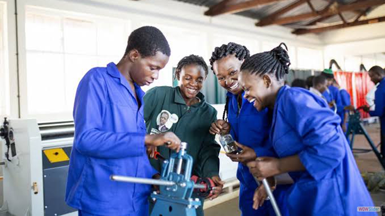 images (18) images (18)